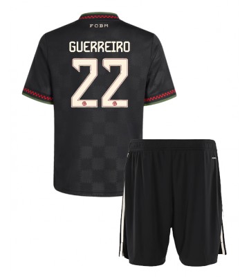 Bayern Munich Raphael Guerreiro #22 Tredjetrøje Børn 2025-26 Kortærmet (+ Korte bukser)